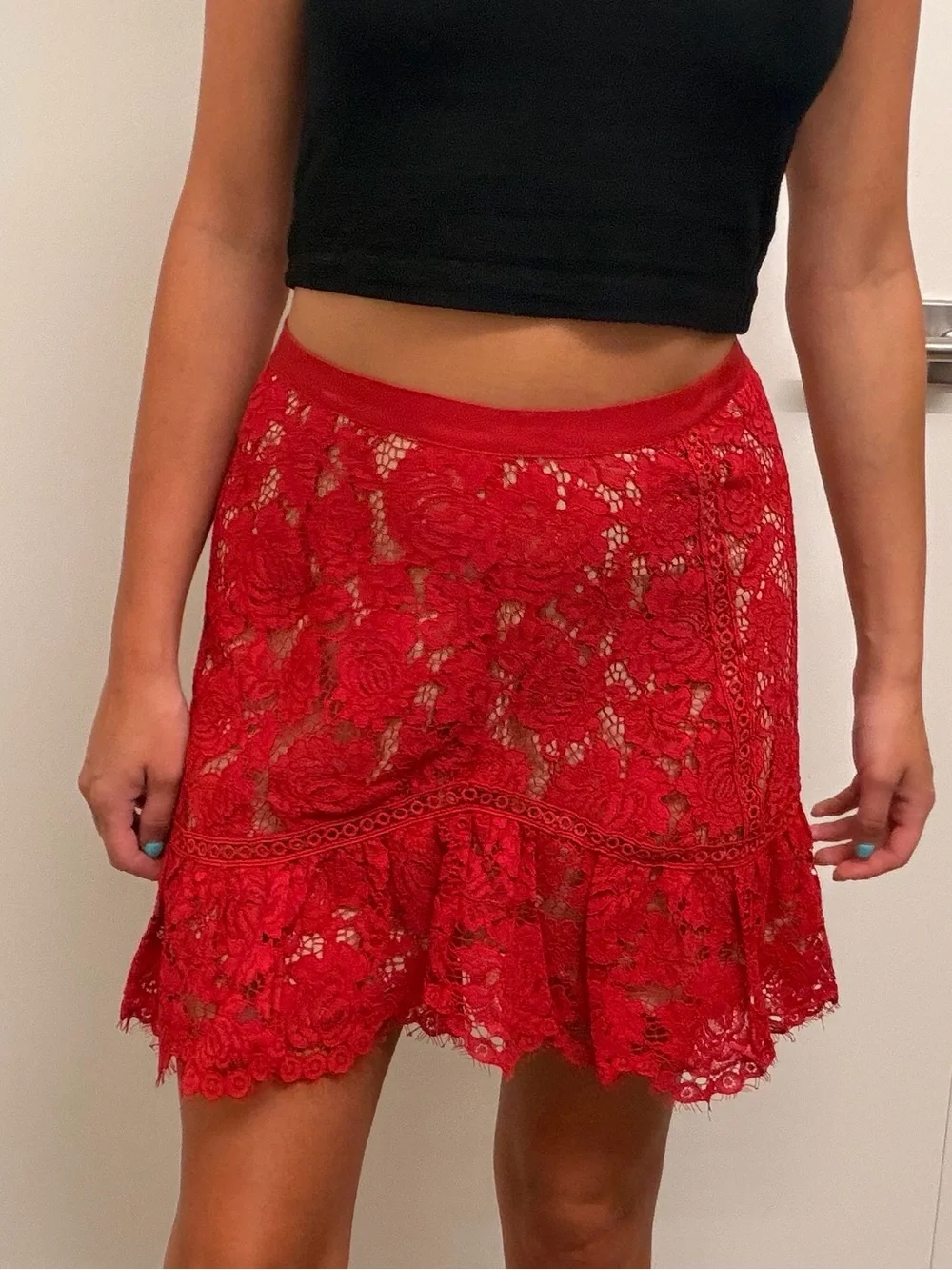 SAYLOR Red Floral Lace Ruffle Mini Skirt